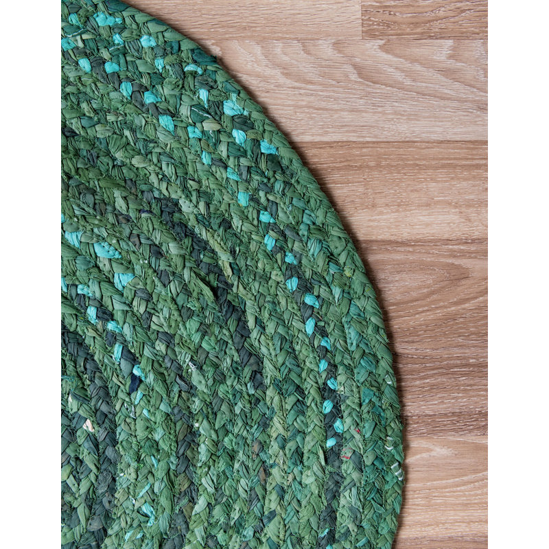 Tapis vert en coton tressé à la main Awena, Ovale 5 pi 1 po x 8 pi