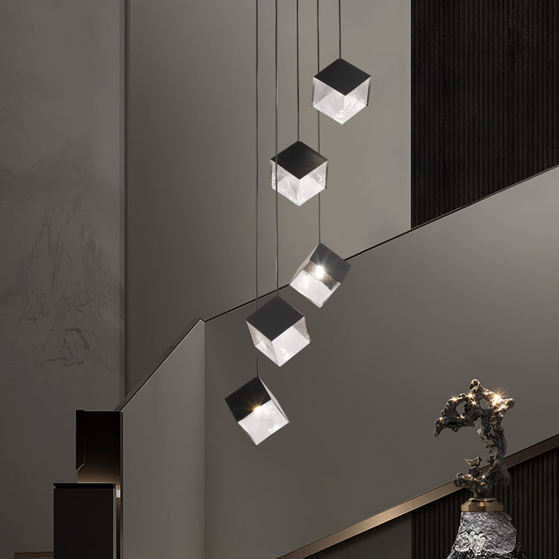 Luminaire suspendu en forme de pyramide à 5 lumières Kaim, Noir mat