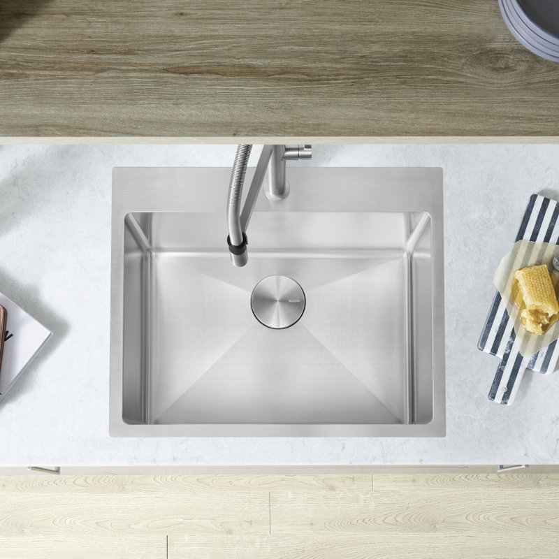 Évier de cuisine en acier inoxydable à cuve simple 25 po Quatrus R15