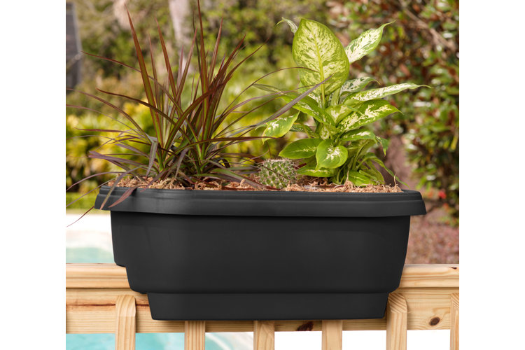 Reidy Plastic Railing Planter