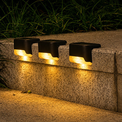 Solar Powered Integrated LED Deck Lights Outdoor Waterproof Step Light for Fence Patio Yard Pathway