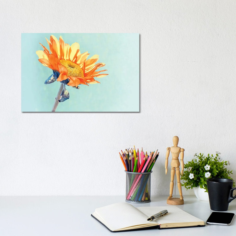Sunflower by MScottPhotography - Wrapped Canvas Painting, 20.32 cm H x 30.48 cm W