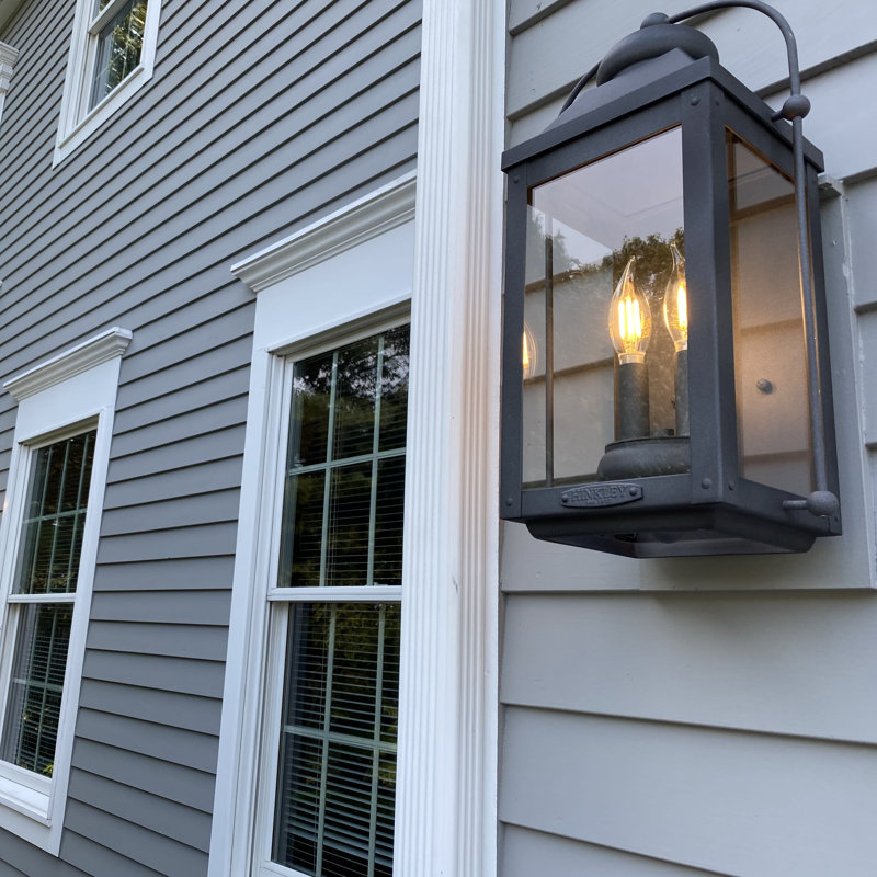 Anchorage Outdoor Wall Lantern, Zinc vieilli, H 17,75 po x l 9,25 po x P 7,75 po