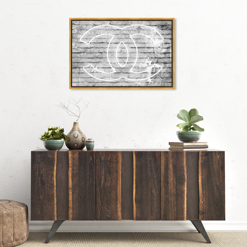 «Fashion and Glam All Glory», impression sur toile tendue, L 54 po x H 36 po, Cadre doré