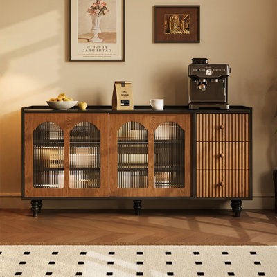 Buffet en noyer massif et bois manufacturé