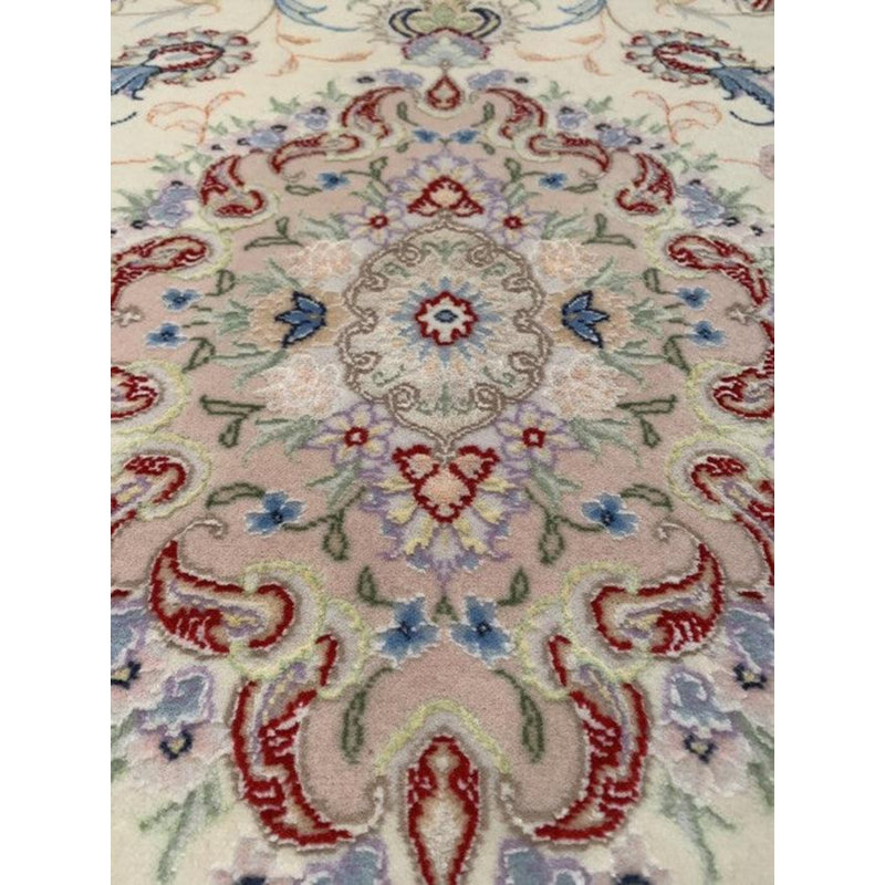 Oriental Area Rug in Ivory