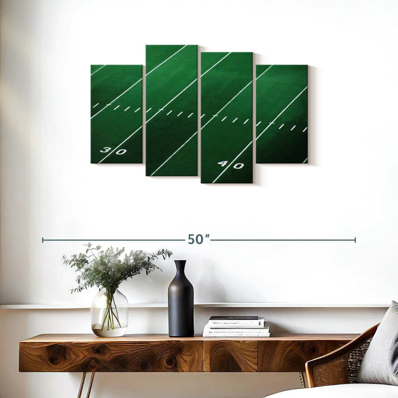 Lined football field Sireci, H 22 po x l 36 po