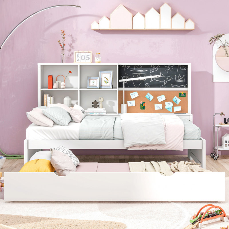 Lit de jour simple avec tablettes de rangement
