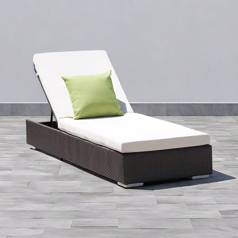 Outdoor rattan leisure lounge chair