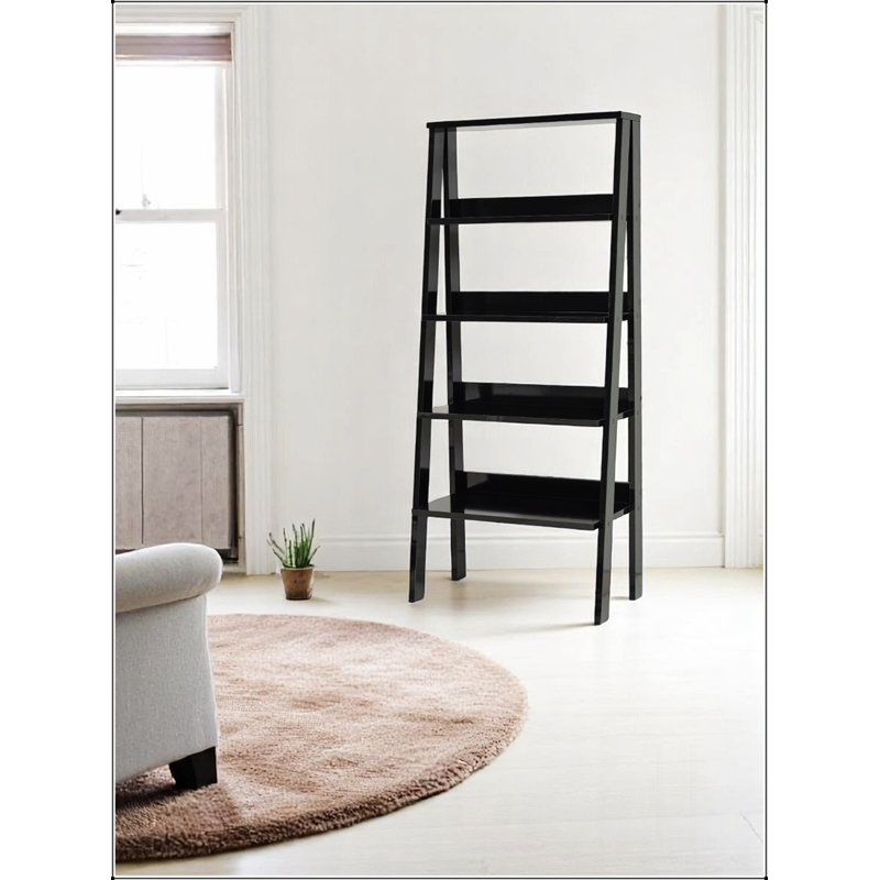La bibliothèque moderne à 5 niveaux Furnish Home Store Otavio est une solution de rangement spacieuse et élégante pour les petits espaces dans les salons et les bureaux