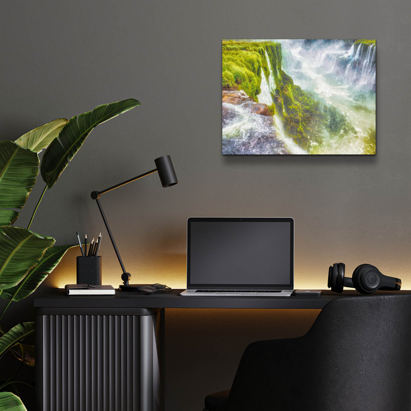 «Iguazu Falls 2» par Mark A Paulda, H 12 po x l 16 po x P 0,13 po
