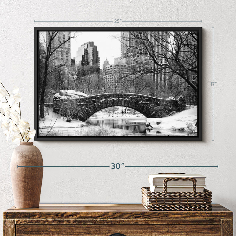 «Central Park BW Wall Art», H 17 po x l 25 po