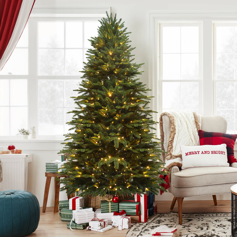 Arbre de Noël artificiel pré-éclairé avec lumières DEL et 9 modes, 7.5'