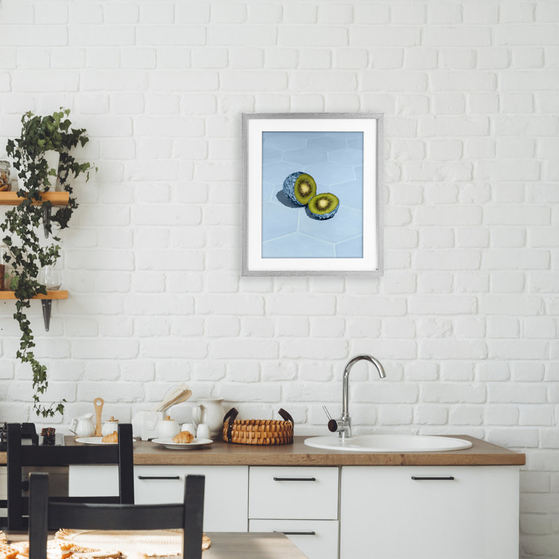 «Blue Glimmer», impression par Kiwi encadrée sous verre, conception par Lish Creative, 16 x 13