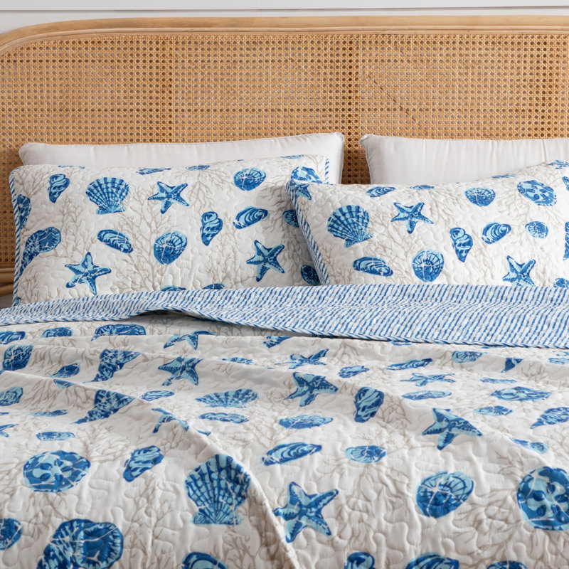 Twin Blue Shells Reversible Microfiber Coastal Quilt Set