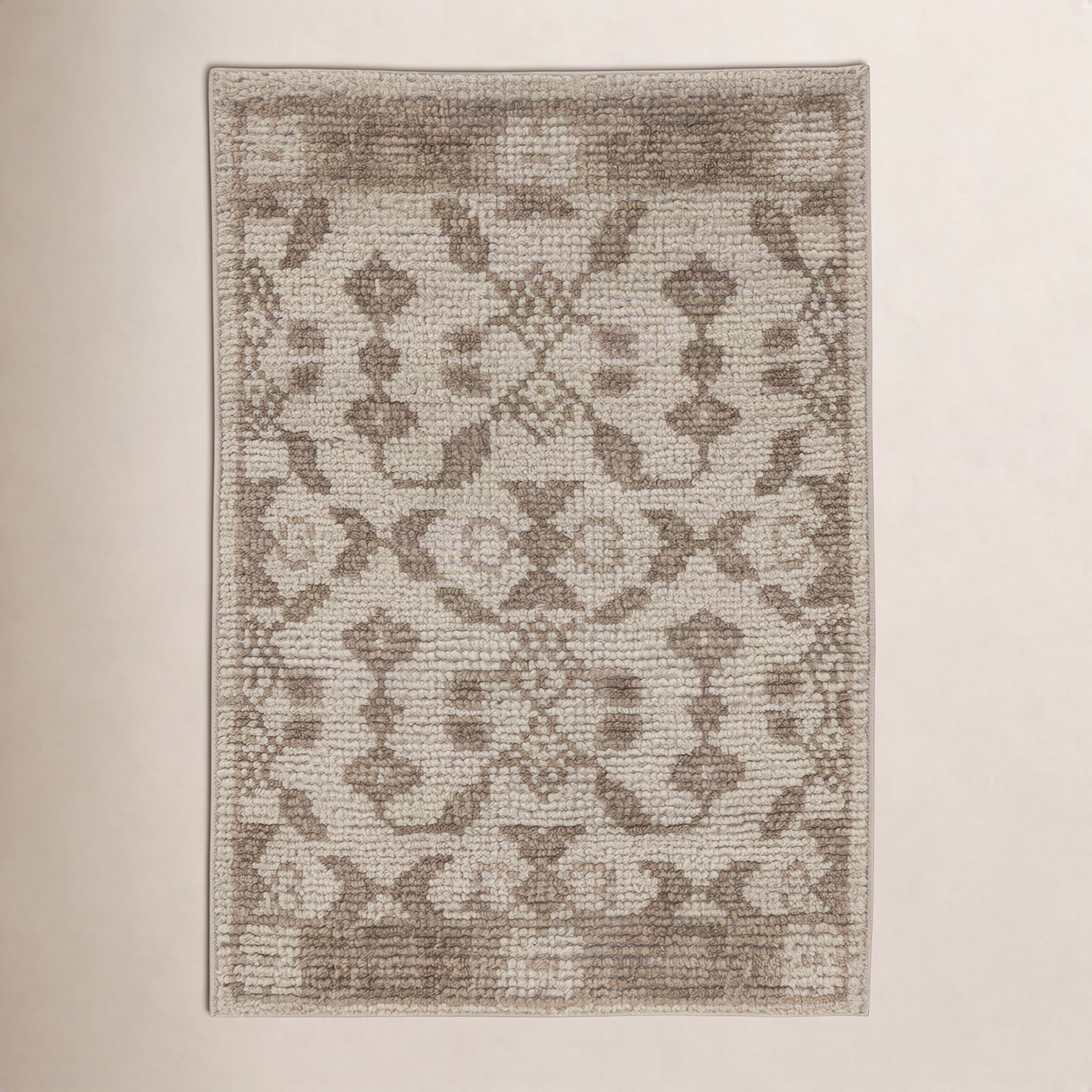 Vanna Hand-Knotted Oriental Wool Rug, Ivory, 3'x5'