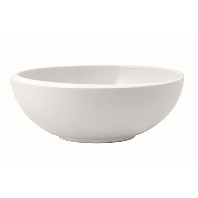 Villeroy & Boch NewMoon 22.75 Small Serving Bowl for Soups and Crisp Salads, Premium Porcelain, White, Dishwasher Safe