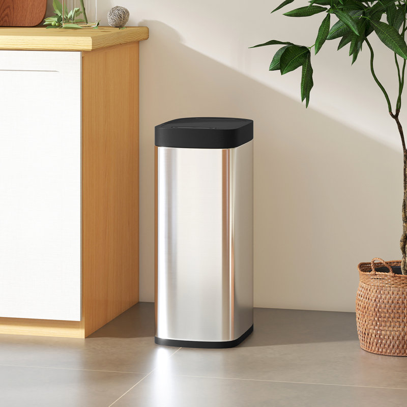 HOMCOM 50L Sensor Bin Automatic Touchless Bin Battery Operated Black, Silver