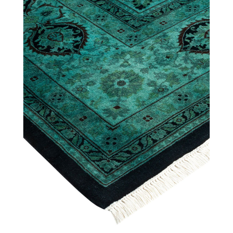 Tapis unique vert / noir 8 pi 4 po x 10 pi 1 po Yoshani