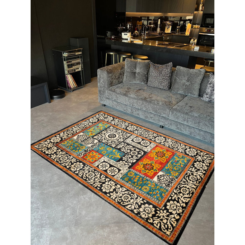 Suzani Ethnic Multi-Colored Patterned Decorative Rug, Rectangle 4'11.06" x 7'6.55"