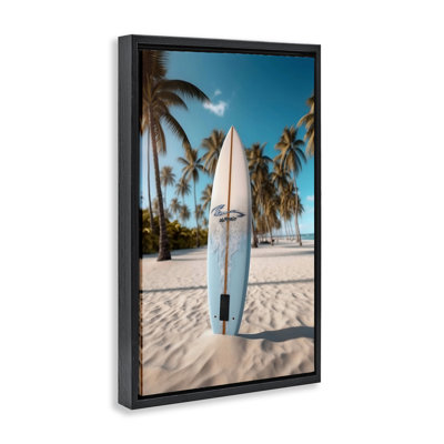 Cadre flottant sur une planche de surf surélevée, conception par LSR Design Studio