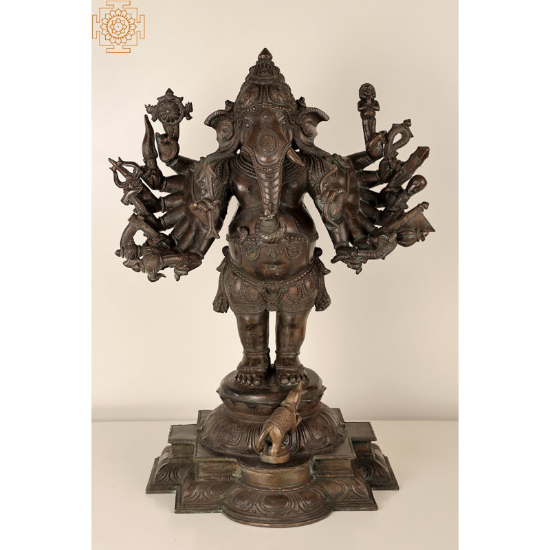 Statue en bronze de Panchaloha faite à la main 23 pouces, Bhakawan Rakchak Ganesha, protecteur à 16 bras, cire perdue Madhuchista Vidhana de Swamimalai