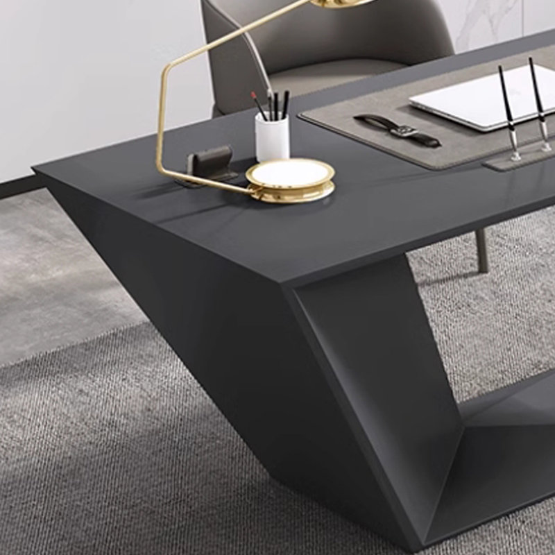 Creative and simple desk, 29.53" H x 62.99" W x 31.5" D