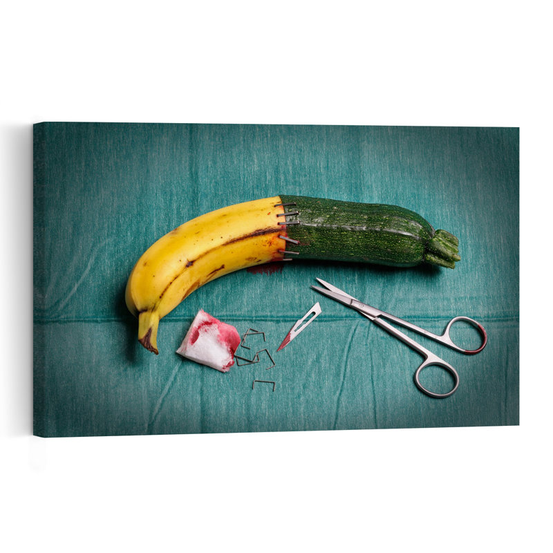 Chirurgie de la banane et de la courgette - Affiche murale surréaliste d'architecture fruitière contemporaine