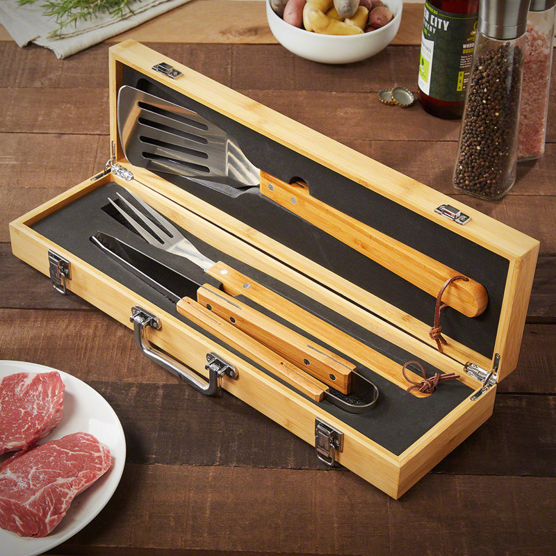 Ensemble d'outils de barbecue Sissy, Oui