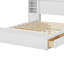 Grand lit en bois avec armoire tout-en-un, tablettes et prises