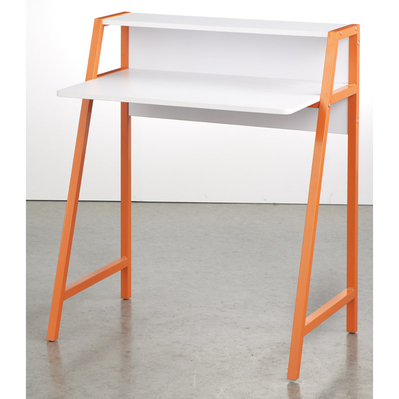 Bureau Amari, Orangé