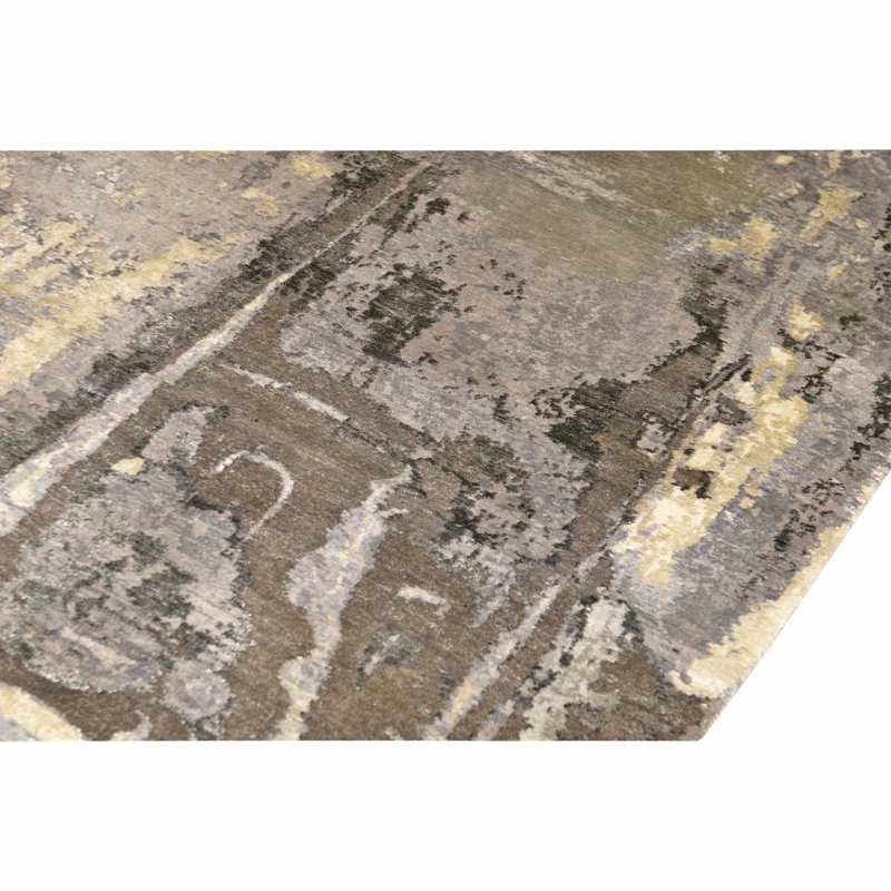 Hand Knotted Area Rug in Grey