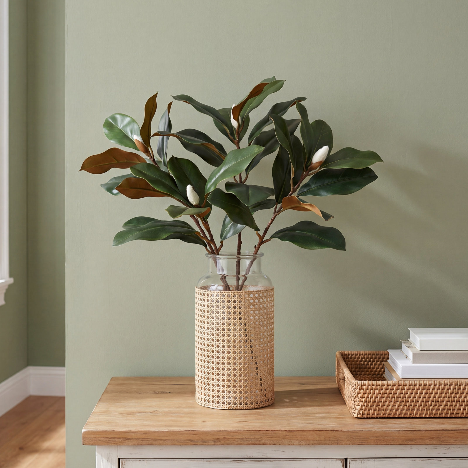 Magnolia Leaf Stems