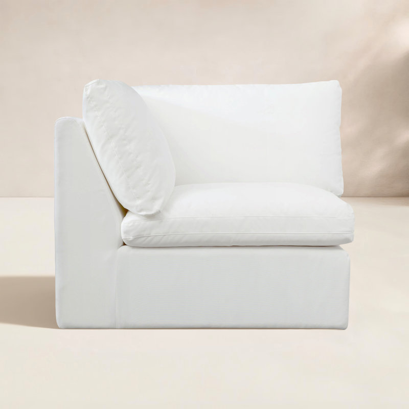 Wilkie Outdoor Corner, White