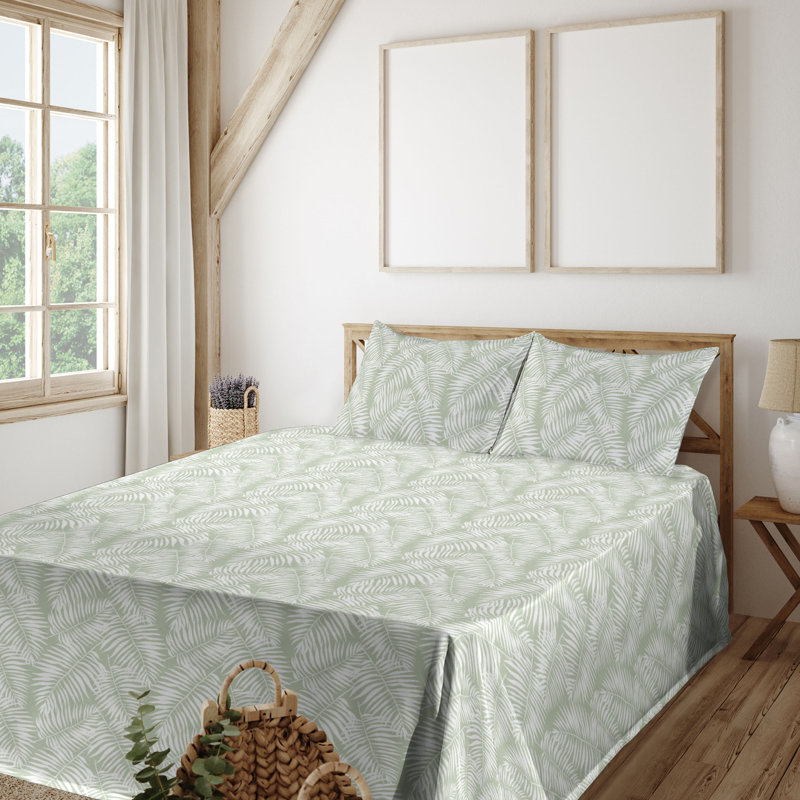Microfiber Sheet Set, King Sheet Set with 2 Pillowcases, Pastel Green/White Floral