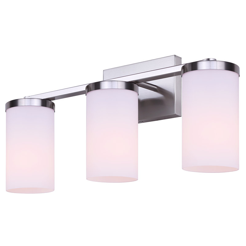 Éclairage pour meuble-lavabo 3 lumières Brunner, 21 pouces, finition nickel brossé avec verre opale, Nickel brossé