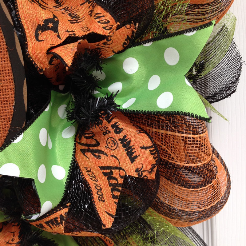Halloween Wreath with Goofy Pumpkin