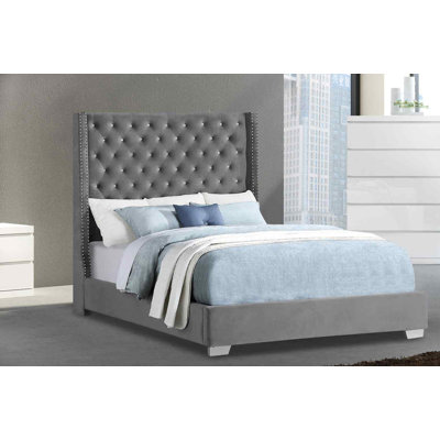Upholstered Velvet Bed