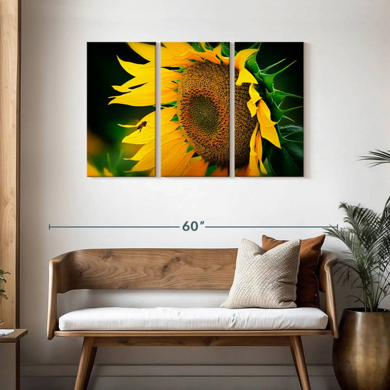 Abeille Harnek attirée par le tournesol, H 28 po x l 45 po