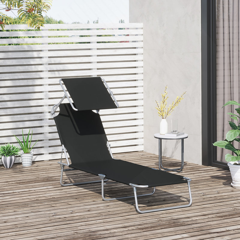 Chaise longue pliante ajustable avec parasol Outsunny pour la détente à la plage, au camping et dans la cour arrière