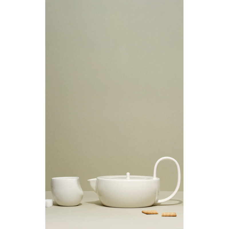 Ensemble de grandes théières, Blanc