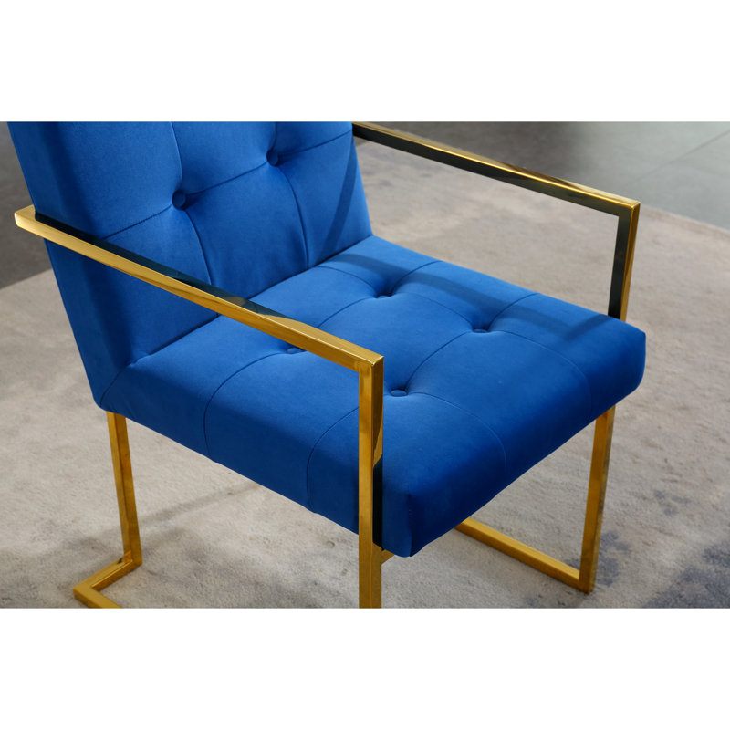Chaise de salle à manger avec accoudoirs capitonnés et finition en acier inoxydable, Velours bleu, Doré