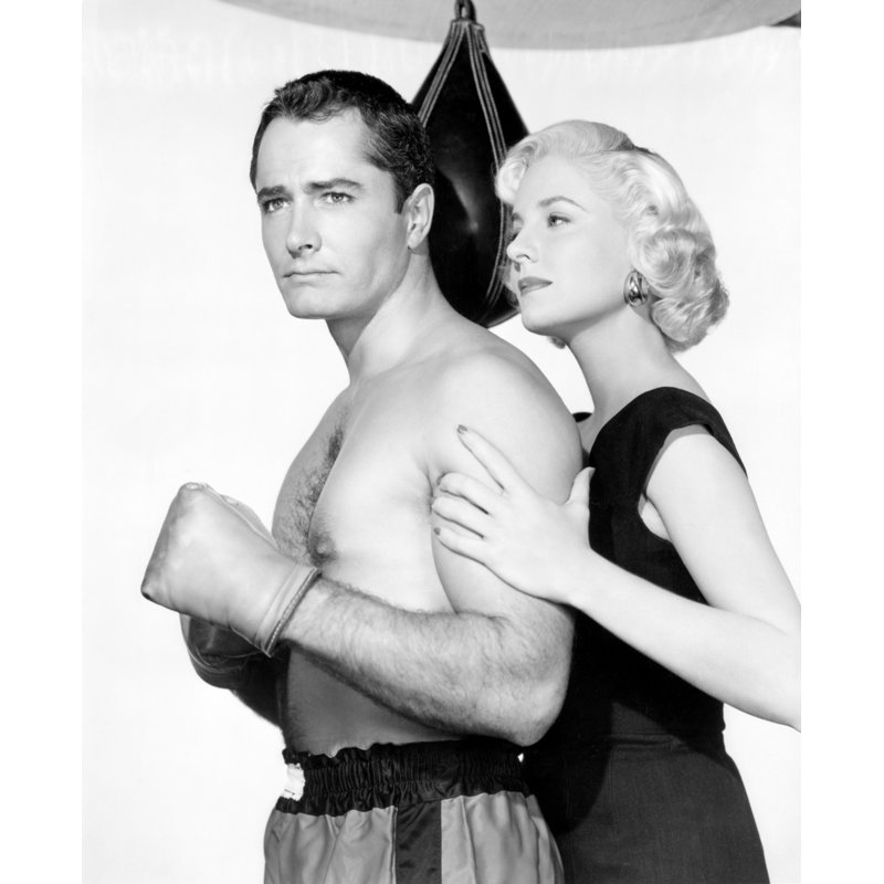 John Derek and Actress in the Leather Saint - photographie non encadrée, H 10 po x l 8 po