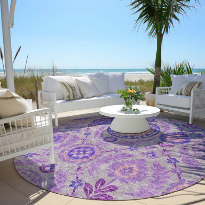 Mahaney Floral Indoor / Outdoor Rug