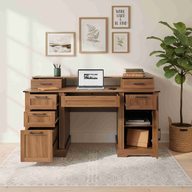 Bureau de ferme 59 po avec station de charge et armoire de rangement 59 po, Noyer
