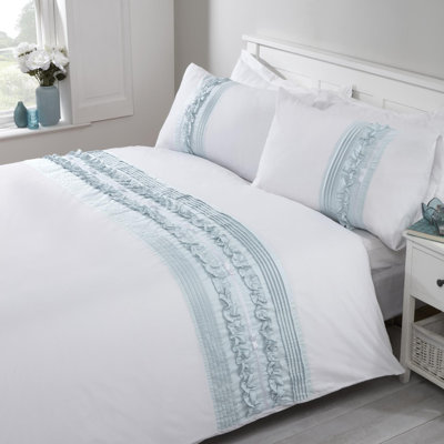 Reardon No Pattern Duvet Cover Set with Pillowcases Included