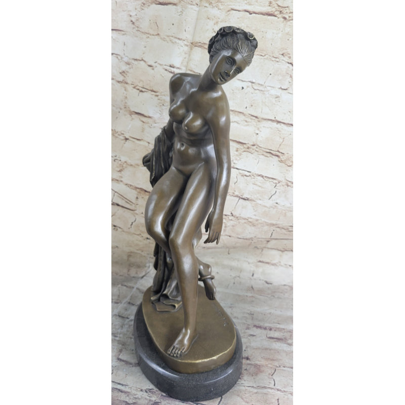 Figurines et sculptures Aylani