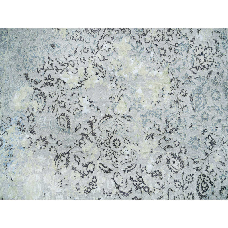 8'x10' Grey Pure Silk with Wool Hand Knotted Broken Kishoon Design Rug 4EB03DEFAF9A4743A8BD5431D060CA0E