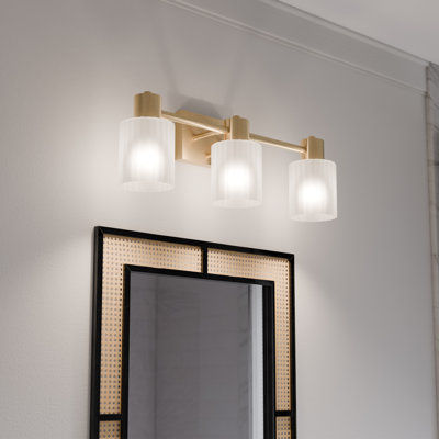 Éclairage pour salle de bain 3 lumières en laiton mat avec abat-jour en verre nervuré givré