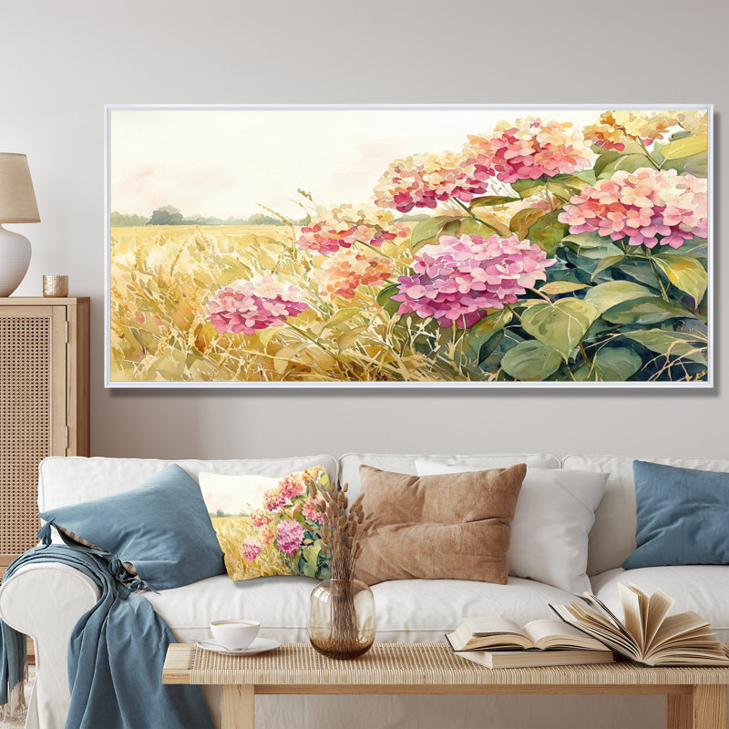 «Hortensias de campagne dans le champ de maïs», art sur toile, H 28 po x l 60 po, Floater Framed, Natural